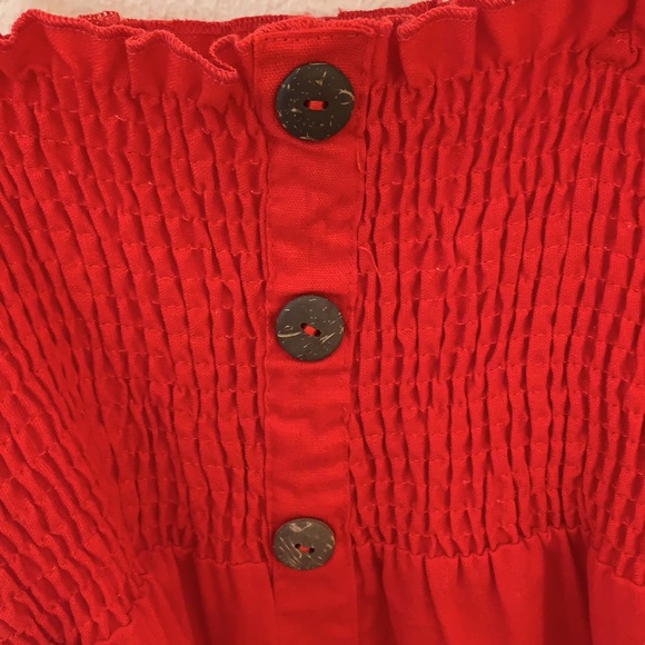 Red dress - Picture 3 of 5